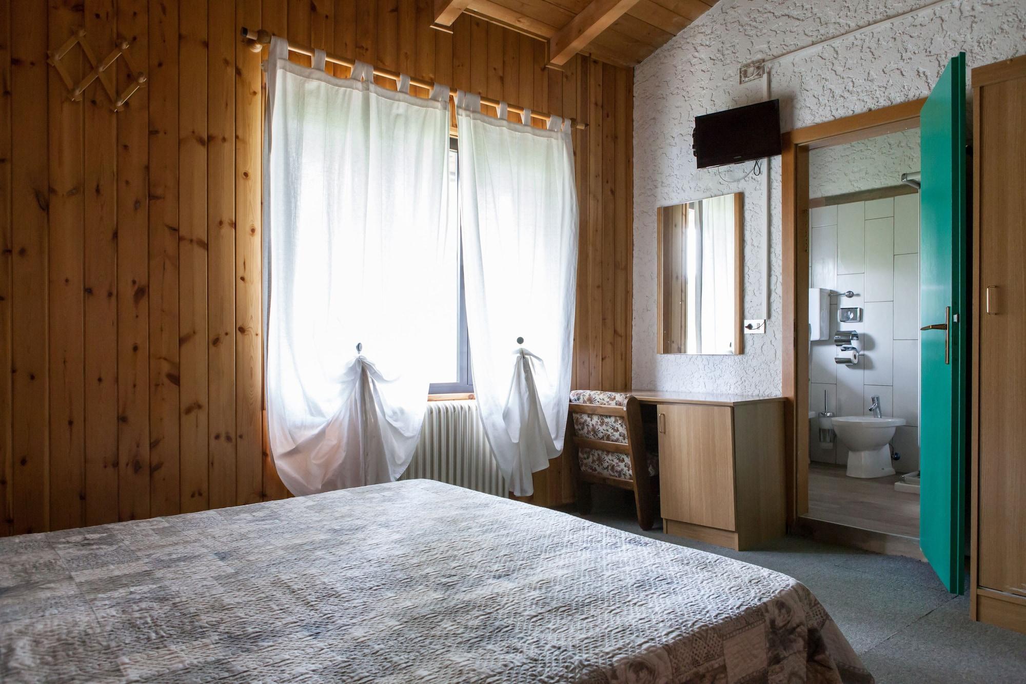 Hotel Vecchia America Folgarida Buitenkant foto