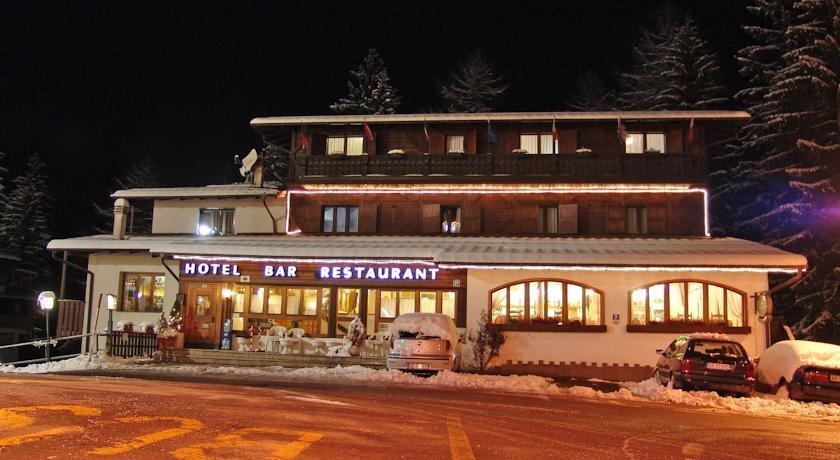 Hotel Vecchia America Folgarida Buitenkant foto